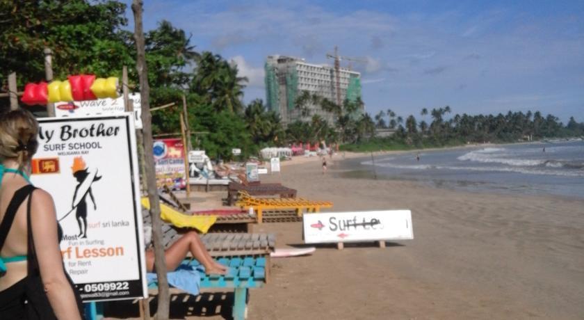 Hotel Hector House Weligama Esterno foto